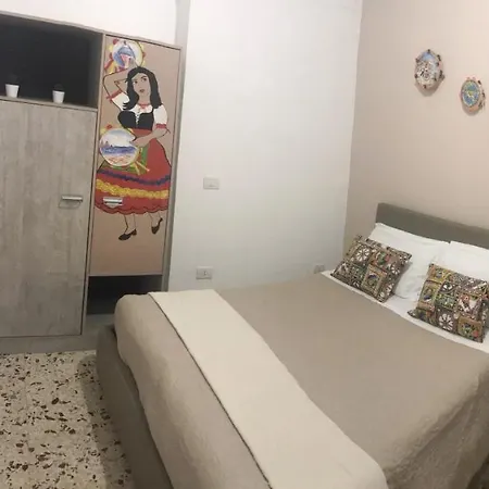 Al Teatro לינה וארוחת בוקר סירקוזה